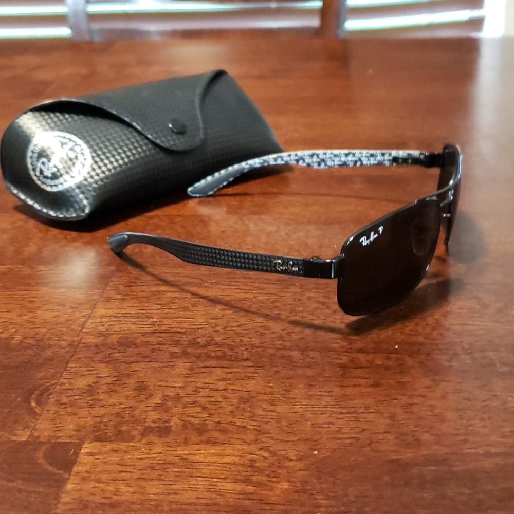 Ray-Ban sunglasses - Picture 3 of 3